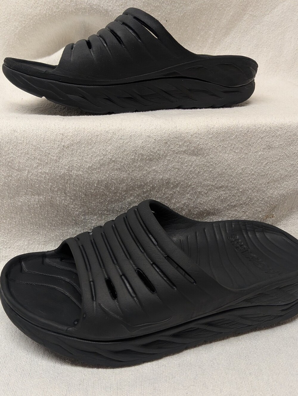 Hoka Ora Recovery Slide, Black, Size 6 Women's